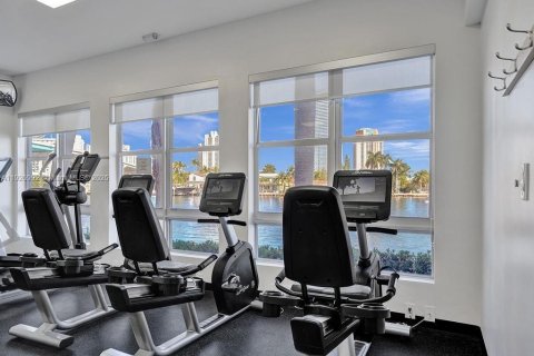 Condominio en venta en Aventura, Florida, 2 dormitorios, 126.81 m2 № 1975264 - foto 15