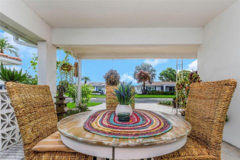 Villa ou maison à vendre à Pinellas Park, Floride: 2 chambres, 122.17 m2 № 1906155 - photo 5