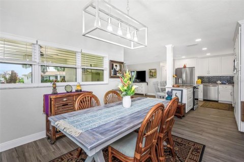 Villa ou maison à vendre à Pinellas Park, Floride: 2 chambres, 122.17 m2 № 1906155 - photo 25