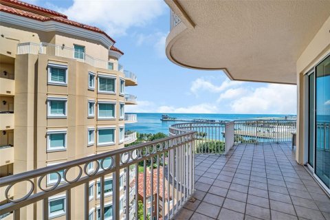 Condo in Saint Petersburg, Florida, 3 bedrooms № 2106967 - photo 22
