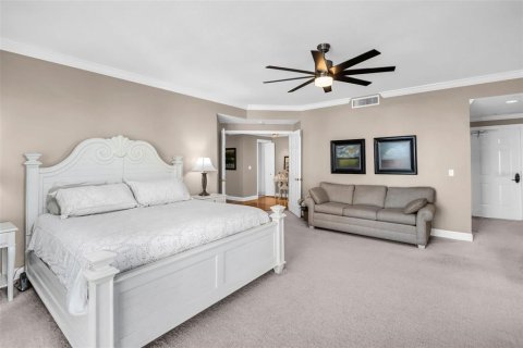 Condo in Saint Petersburg, Florida, 3 bedrooms № 2106967 - photo 30