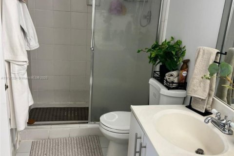 Купить кондоминиум в Авентура, Флорида 1 спальня, 91.97м2, № 2017878 - фото 12