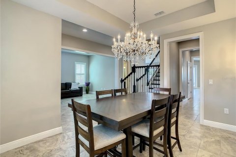 Casa en alquiler en Orlando, Florida, 5 dormitorios, 380.25 m2 № 1912798 - foto 6