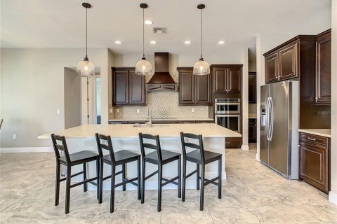 Casa en alquiler en Orlando, Florida, 5 dormitorios, 380.25 m2 № 1912798 - foto 21