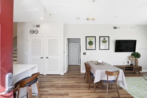 Adosado en venta en Kissimmee, Florida, 4 dormitorios, 136.57 m2 № 1900404 - foto 3