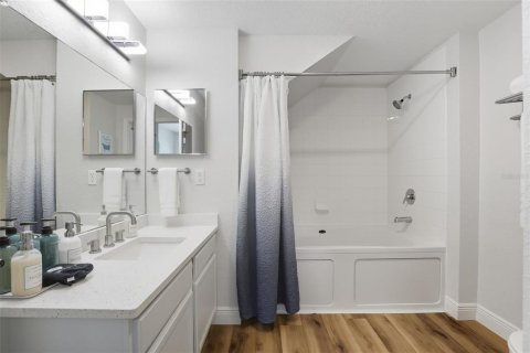 Adosado en venta en Kissimmee, Florida, 4 dormitorios, 136.57 m2 № 1900404 - foto 17