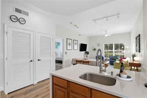 Adosado en venta en Kissimmee, Florida, 4 dormitorios, 136.57 m2 № 1900404 - foto 12