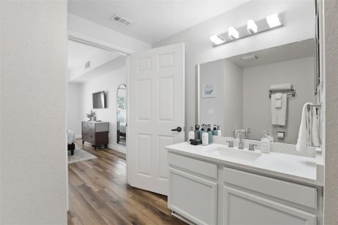 Adosado en venta en Kissimmee, Florida, 4 dormitorios, 136.57 m2 № 1900404 - foto 18