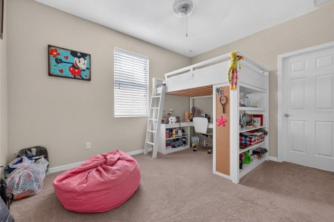 Townhouse in Orlando, Florida 4 bedrooms, 227.52 sq.m. № 2210190 - photo 15