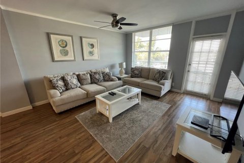 Condominio en alquiler en Boca Raton, Florida, 1 dormitorio, 92.9 m2 № 1097528 - foto 1