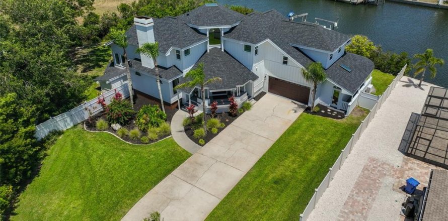 Villa ou maison à Apollo Beach, Floride 4 chambres, 315.68 m2 № 1662583