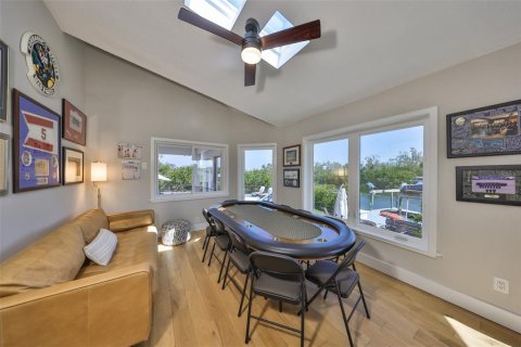 Villa ou maison à vendre à Apollo Beach, Floride: 4 chambres, 315.68 m2 № 1662583 - photo 28