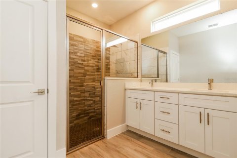 Casa en alquiler en Kissimmee, Florida, 4 dormitorios, 155.15 m2 № 2112992 - foto 12