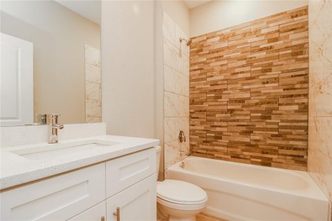 Casa en alquiler en Kissimmee, Florida, 4 dormitorios, 155.15 m2 № 2112992 - foto 9