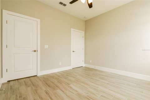 Casa en alquiler en Kissimmee, Florida, 4 dormitorios, 155.15 m2 № 2112992 - foto 10