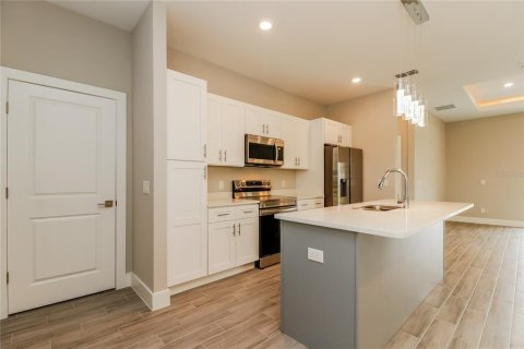 Casa en alquiler en Kissimmee, Florida, 4 dormitorios, 155.15 m2 № 2112992 - foto 7