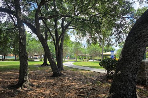 House in Orlando, Florida 5 bedrooms, 216 sq.m. № 2100493 - photo 14