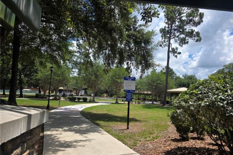 House in Orlando, Florida 5 bedrooms, 216 sq.m. № 2100493 - photo 12