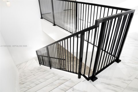 Casa en venta en Port St. Lucie, Florida, 4 dormitorios, 254.37 m2 № 2007239 - foto 28