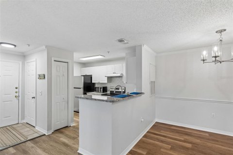 Condo in Tampa, Florida, 2 bedrooms  № 2106931 - photo 7