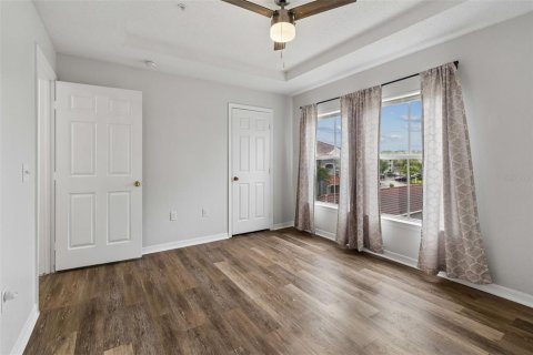 Condo in Tampa, Florida, 2 bedrooms  № 2106931 - photo 21