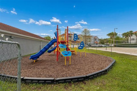 Condo in Tampa, Florida, 2 bedrooms  № 2106931 - photo 30