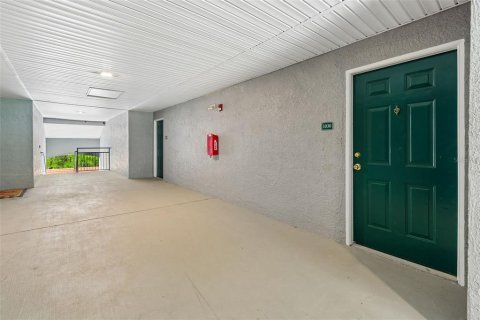 Condo in Tampa, Florida, 2 bedrooms  № 2106931 - photo 3