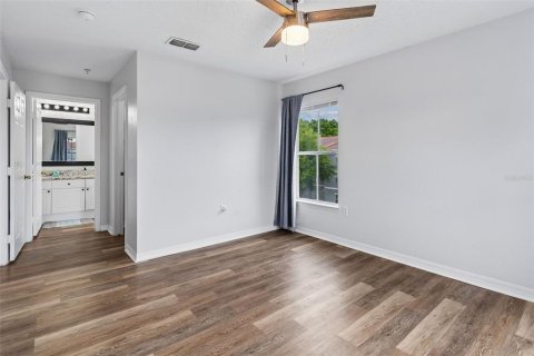 Condo in Tampa, Florida, 2 bedrooms  № 2106931 - photo 15
