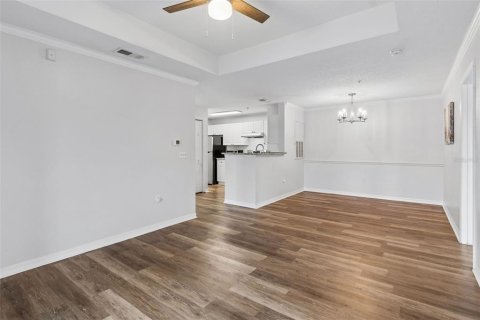 Condo in Tampa, Florida, 2 bedrooms  № 2106931 - photo 13