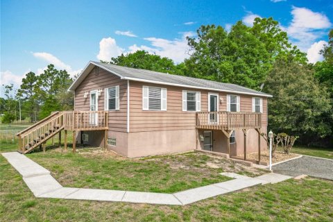 House in Ocala, Florida 4 bedrooms, 214.05 sq.m. № 1616525 - photo 1