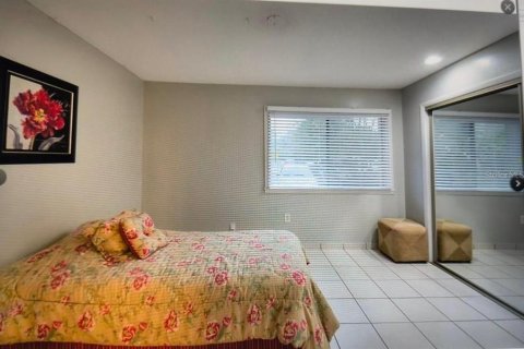 Condo in Orlando, Florida, 1 bedroom  № 1637107 - photo 16