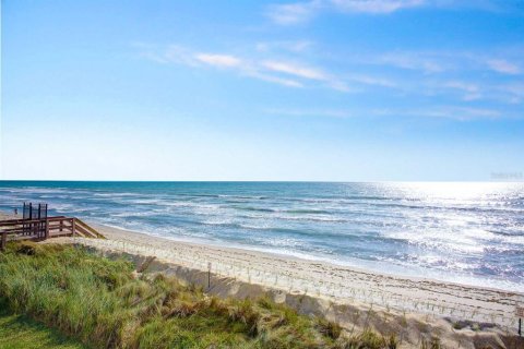 Condo in Satellite Beach, Florida, 2 bedrooms  № 2381242 - photo 29