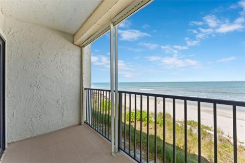 Condo in Satellite Beach, Florida, 2 bedrooms  № 2381242 - photo 20