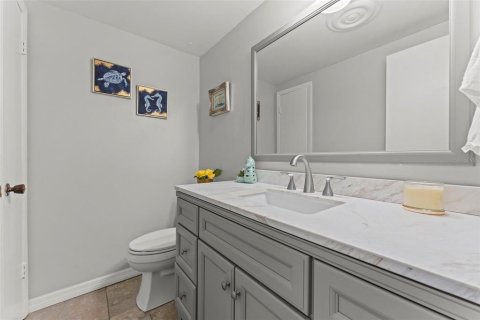 Condo in Satellite Beach, Florida, 2 bedrooms  № 2381242 - photo 3