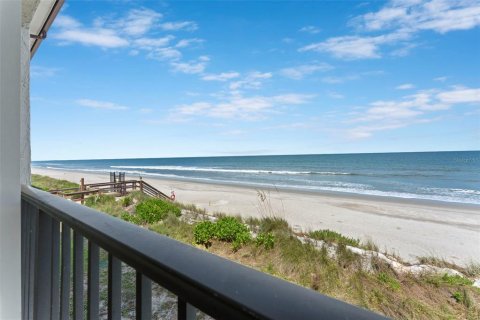 Condo in Satellite Beach, Florida, 2 bedrooms  № 2381242 - photo 2
