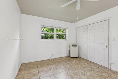Condo in Dania Beach, Florida, 1 bedroom  № 2244319 - photo 7