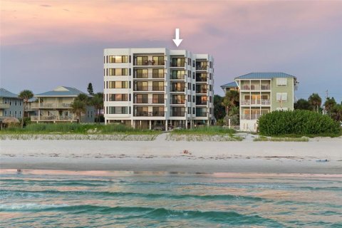 Condo à Indian Rocks Beach, Floride, 2 chambres № 2371473