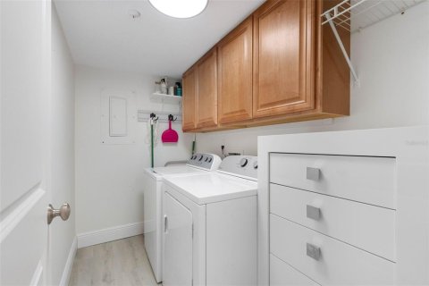 Copropriété à vendre à Indian Rocks Beach, Floride: 2 chambres, 124.49 m2 № 2371473 - photo 28