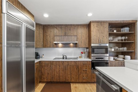 Снять в аренду кондоминиум в Майами-Бич, Флорида 3 спальни, 254.92м2, № 2060980 - фото 12