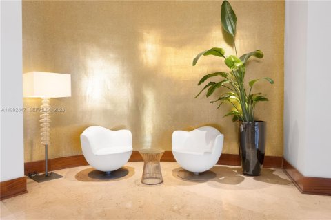 Condo in Miami Beach, Florida, 1 bedroom  № 2057111 - photo 29