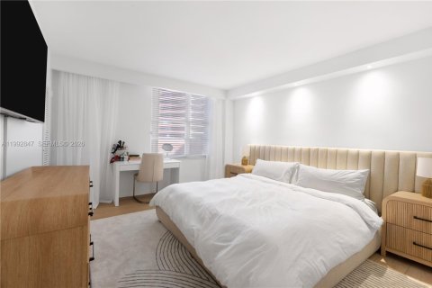 Copropriété à vendre à Miami Beach, Floride: 1 chambre, 86.4 m2 № 2057111 - photo 6