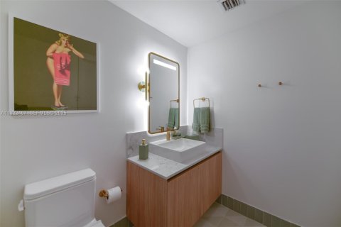 Купить кондоминиум в Майами, Флорида 2 спальни, 84.26м2, № 1984348 - фото 18