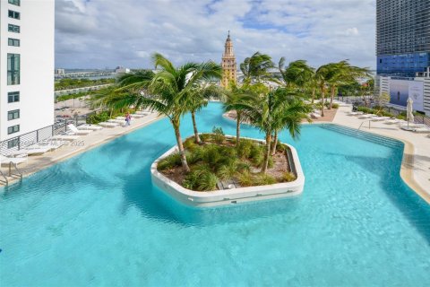 Купить кондоминиум в Майами, Флорида 2 спальни, 84.26м2, № 1984348 - фото 5