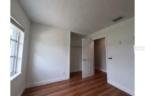 Villa ou maison à vendre à Orlando, Floride: 4 chambres, 185.06 m2 № 2205529 - photo 10