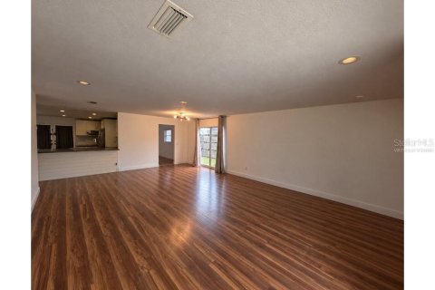Villa ou maison à vendre à Orlando, Floride: 4 chambres, 185.06 m2 № 2205529 - photo 16
