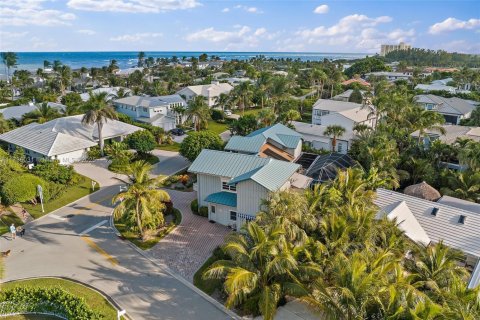 House in Jupiter Inlet Colony, Florida 3 bedrooms, 300.91 sq.m. № 1859986 - photo 11