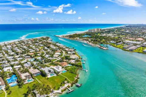 House in Jupiter Inlet Colony, Florida 3 bedrooms, 300.91 sq.m. № 1859986 - photo 18