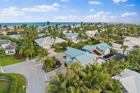 House in Jupiter Inlet Colony, Florida 3 bedrooms, 300.91 sq.m. № 1859986 - photo 13