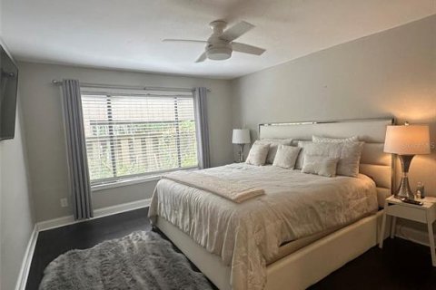 Condo in Orlando, Florida, 2 bedrooms  № 2166837 - photo 10
