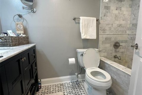 Condo in Orlando, Florida, 2 bedrooms  № 2166837 - photo 15